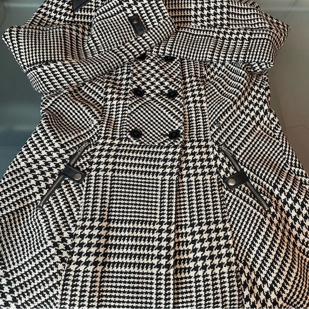 Ricki's Monochrome Houndstooth Trench Coat Jacket - Picture 13 of 15